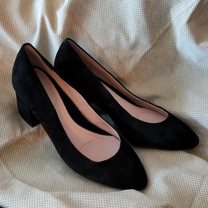 Taryn Rose Rochelle Thick Heel Suede Pump